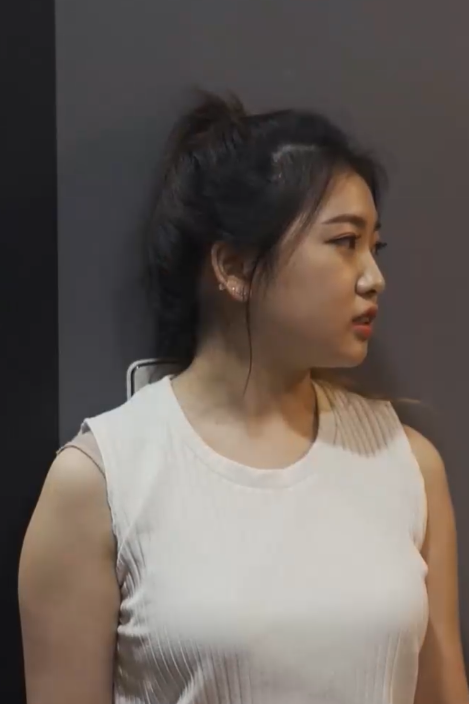 目睹情人背叛我后我脱掉内裤封面图